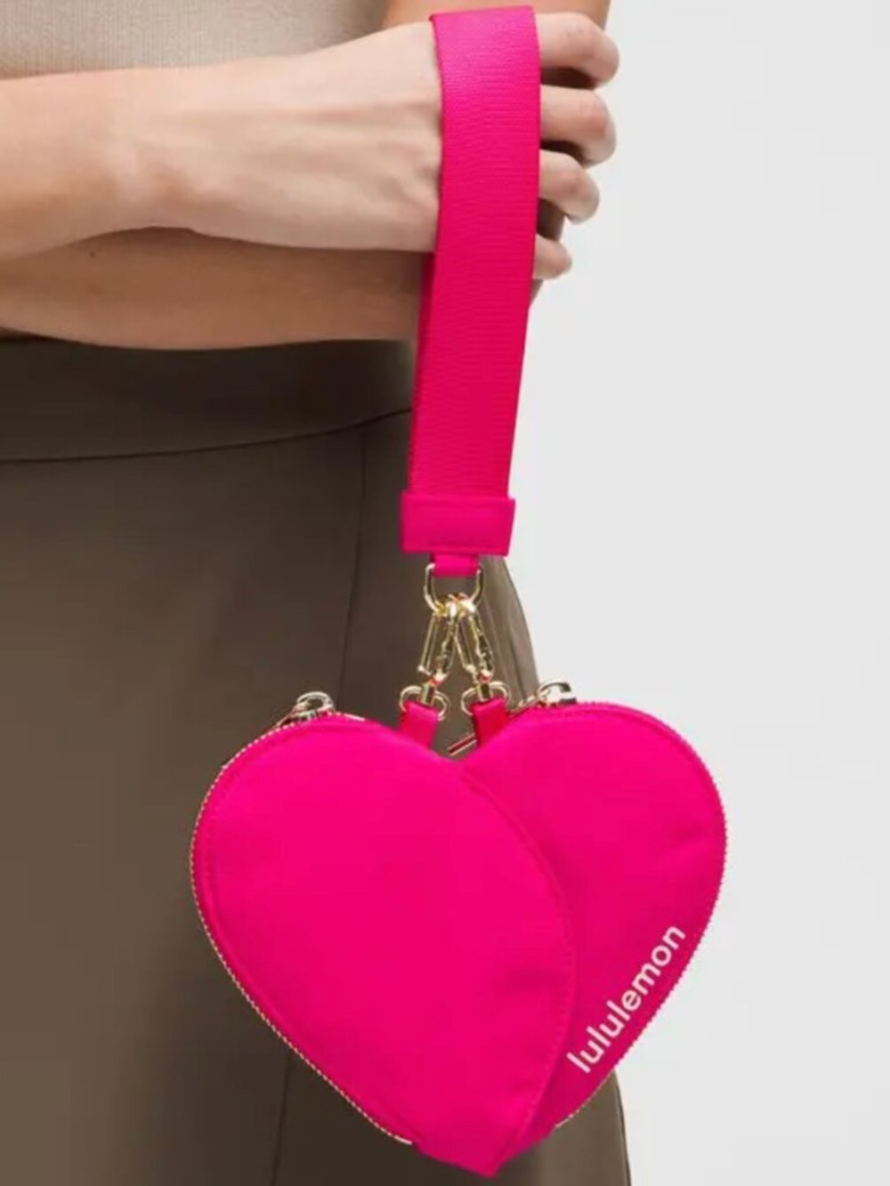 Lululemon Athletica Dual Pouch Wristlet Heart Double Pouch Pink Retail $58.00